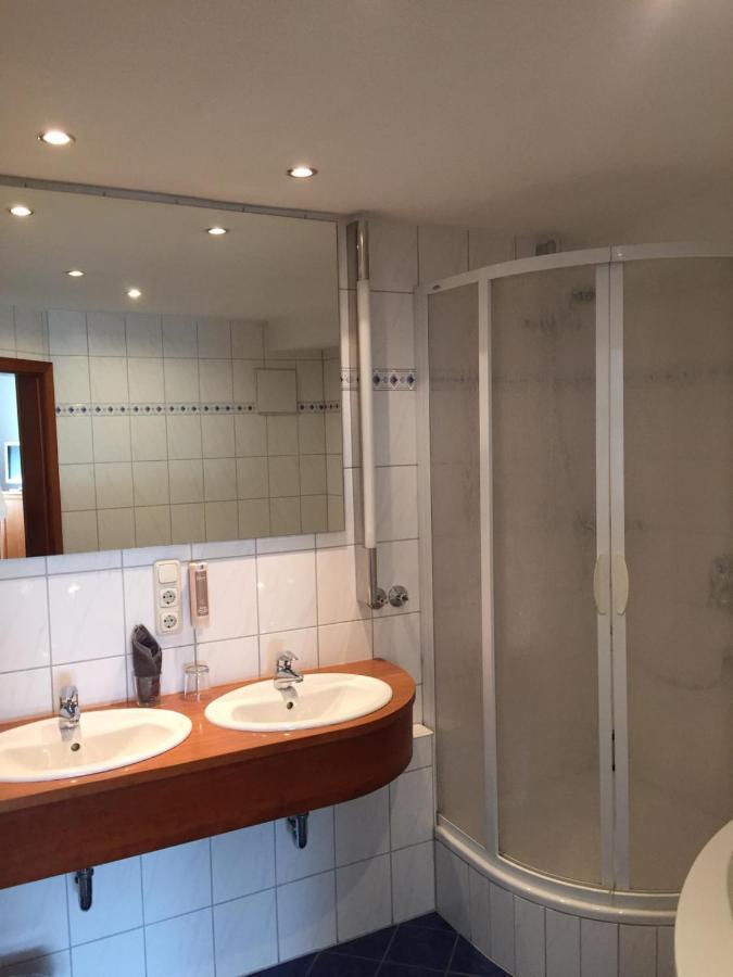 מרקטדנפלד Hotel Zur Schoenen Aussicht מראה חיצוני תמונה