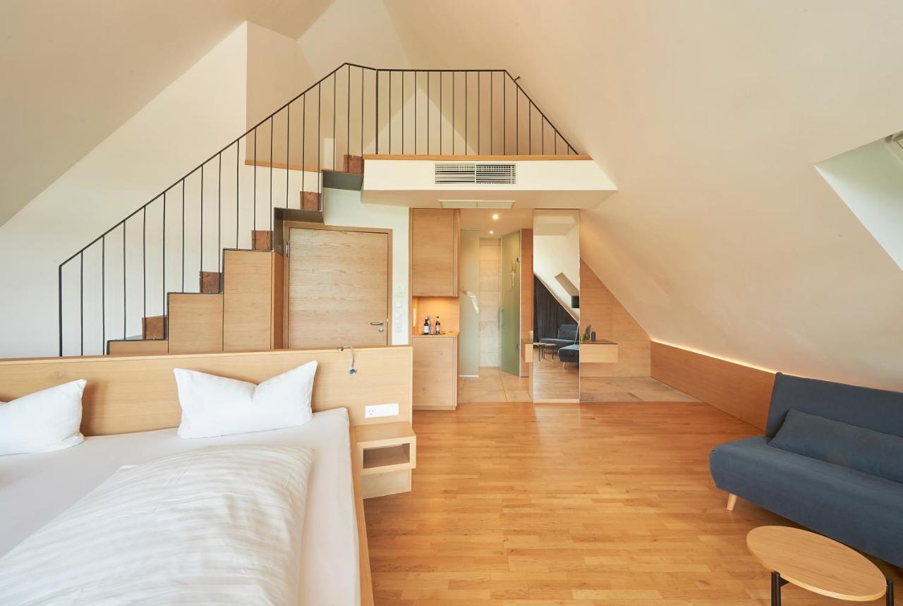 מרקטדנפלד Hotel Zur Schoenen Aussicht מראה חיצוני תמונה